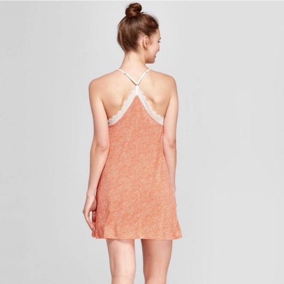 🆕 Women’s Total Comfort Lace Chemise - Picture 2 of 5